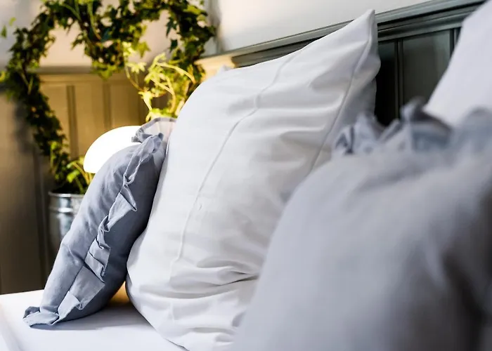 Weinhaus Schultes Inn