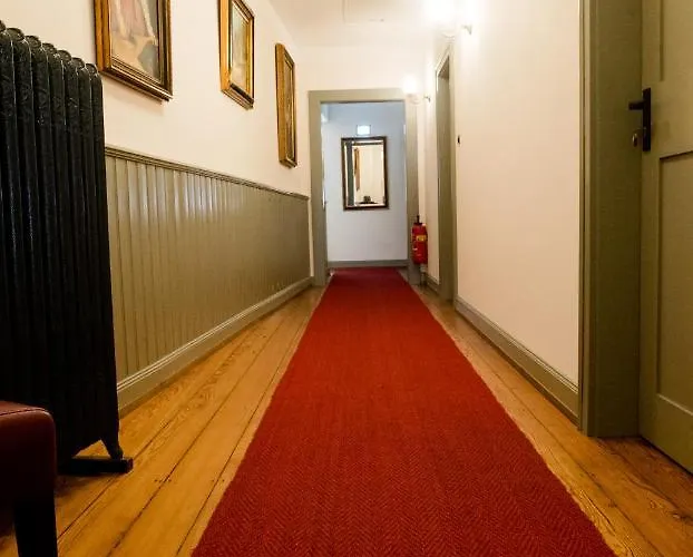 Weinhaus Schultes Inn